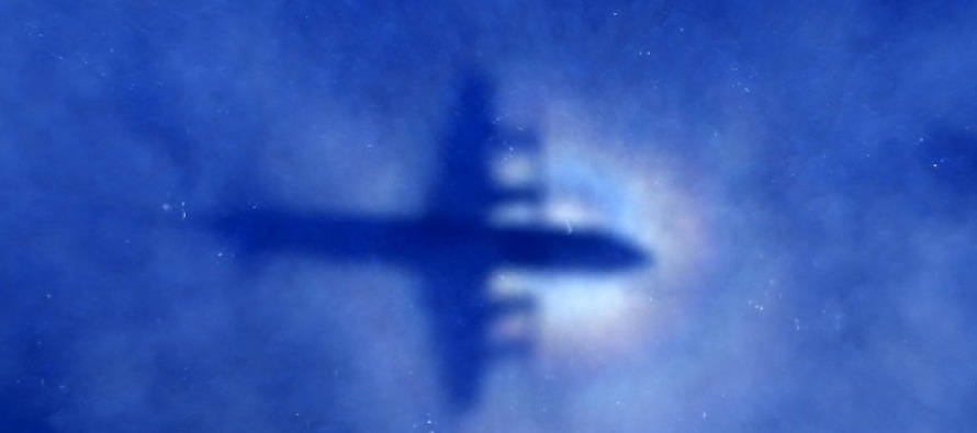 Bulunan parçalar kayıp Malezya uçağına ait olabilir
