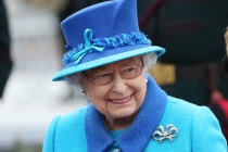 Kraliçe 2. Elizabeth tahtta kalma rekoru kırdı
