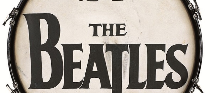 Beatles’ın tüm enstrümanlarını topladı