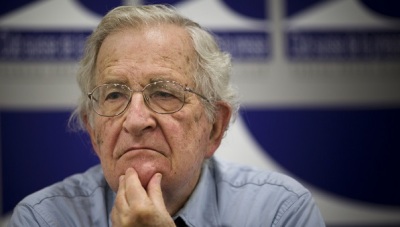 Chomsky: Erdoğan demokrasi bekçilerini susturmaya devam ediyor