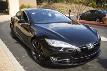 Tesla, 2 milyondan fazla aracını geri çağırıyor