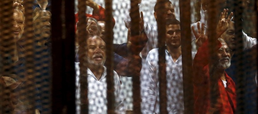 Mısır mahkemesi, 149 İhvan üyesinin idamını kaldırdı