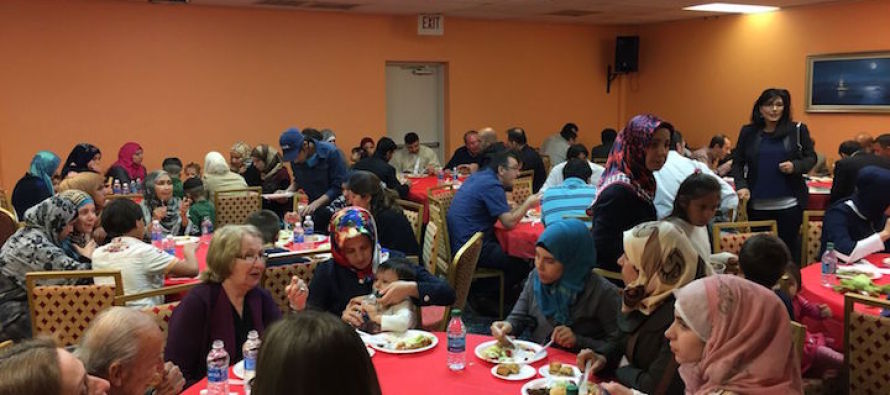 Raindrop, Suriyelileri ‘Kardeşlik Yemeği’ne davet etti