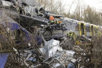 Almanya’da korkunç tren kazası