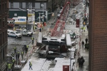 Manhattan’da vinç devrildi, 1 kişi öldü