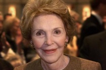 Eski first lady Nancy Regan vefat etti