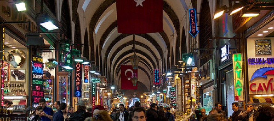 ‘Türkiye’de yabancı yatırımda rekor düşüş’