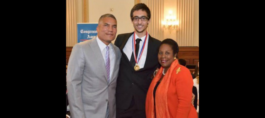 ABD Kongresi’nden Türk öğrenciye ‘Gençlik Ödülü’