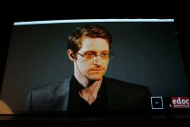 Snowden dinlemelere karşı telefon geliştiriyor