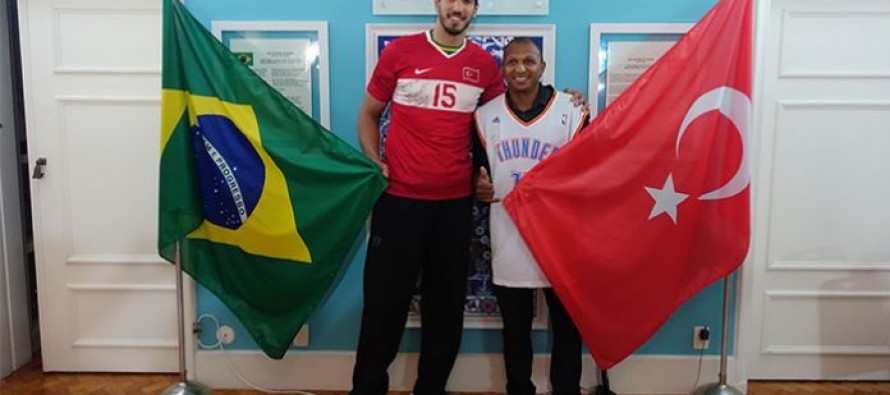 Enes Kanter ve Mehmet Aurelio, Rio’da buluştu