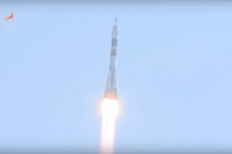 Soyuz uzay aracı 3 astronotla Baykonur’dan fırlatıldı