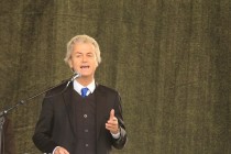 Wilders’den ‘camileri kapatma’ vaadi