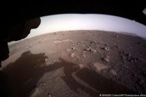 NASA, keşif aracının Mars’tan çektiği fotoğrafı yayınladı