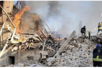 Ukrayna: Rusya okul bombaladı; onlarca kişi enkaz altında