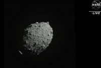 İlk gezegen savunma deneyi: NASA’nın uzay aracı asteroit ile çarpıştı