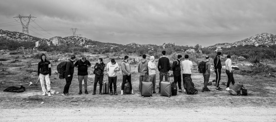 Meksika sınırında | 45 günde 3300 Türkiyeli geçti: Doktor, mühendis, ev kadını…