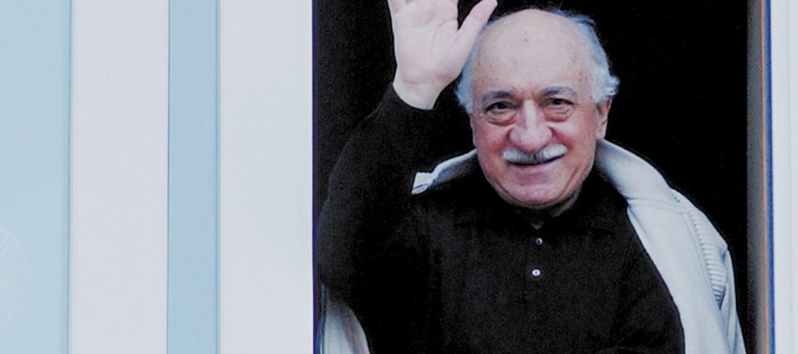 Fethullah Gülen Hocaefendi ruhunun ufkuna yürüdü